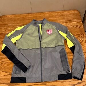Nike Women’s Team USA Soccer Windbreaker - M